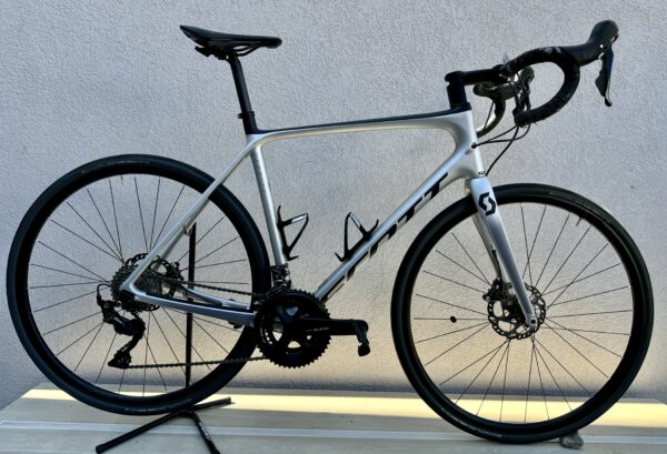 Bicicleta de Carbono Scott Addict 20 Shimano 105 - 56 1