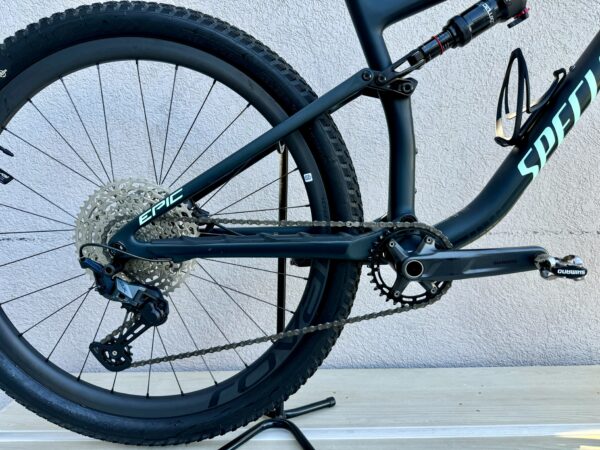 Bicicleta de Carbono Specialized Epic Comp Shimano SLX - L 2